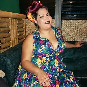 Meet your Posher, Noelia